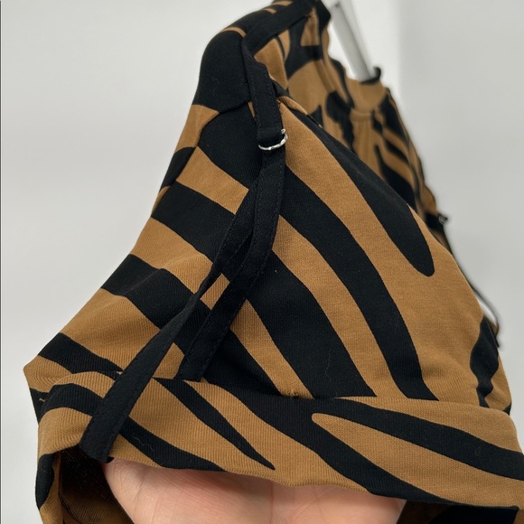 3.1 Phillip Lim Tiger StripeT-Shirt Black and Brown Small - Picture 5 of 8